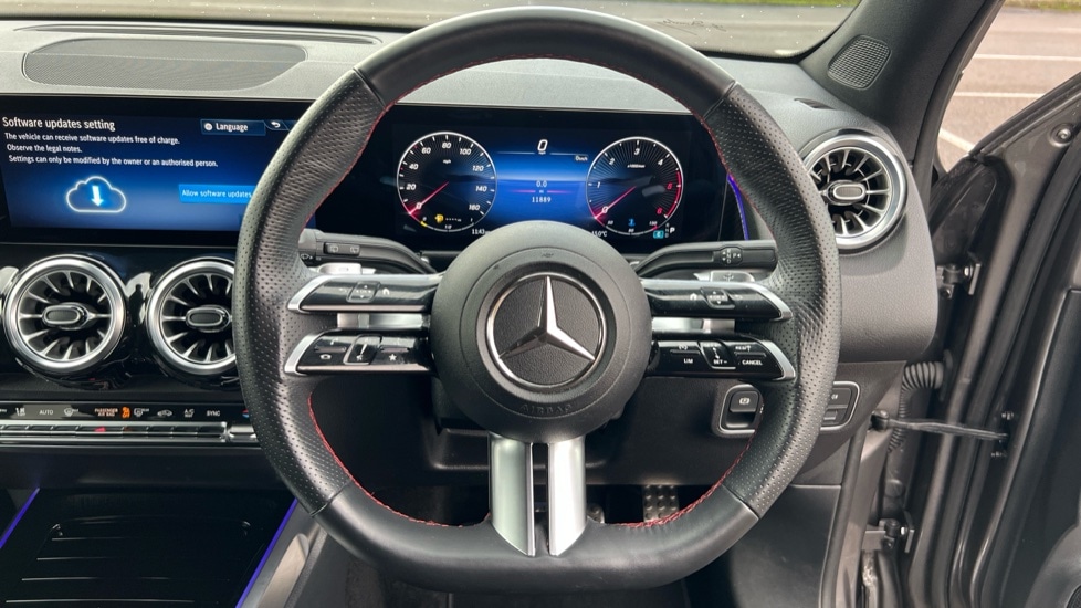 Used Mercedes-Benz GLB 2024 for sale - 76873607: Photo 12