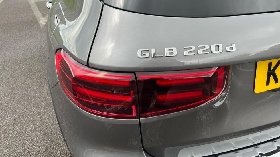 Used Mercedes-Benz GLB 2024 for sale - 76873607: Photo 21