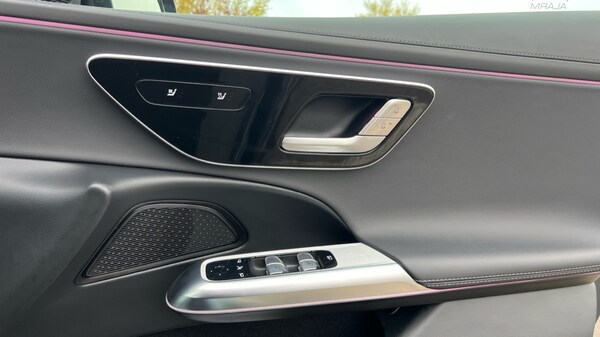 Used Mercedes-Benz E Class 2025 for sale - 76261543: Photo 37