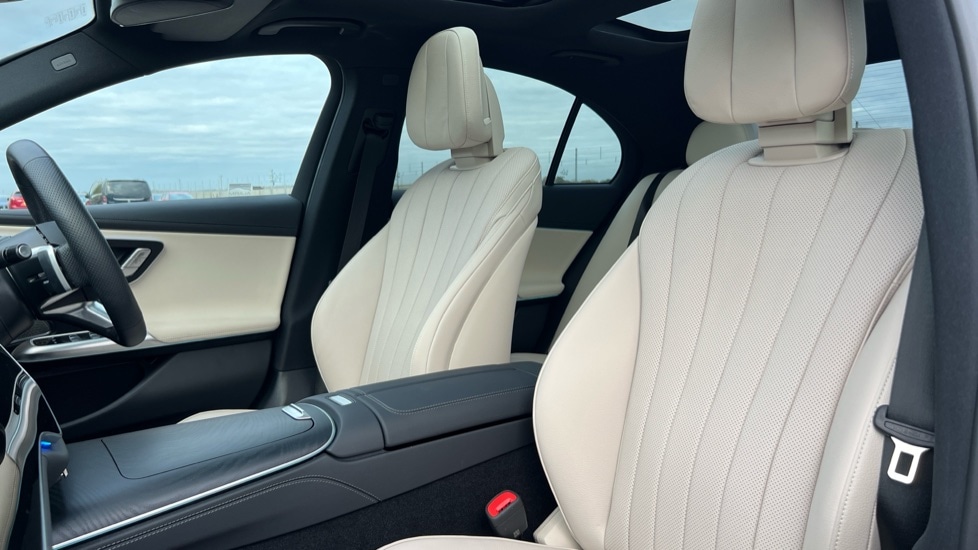 Used Mercedes-Benz E Class 2024 for sale - 76272993: Photo 14