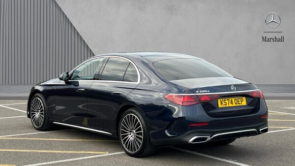 Used Mercedes-Benz E Class 2024 for sale - 76272993: Photo 2