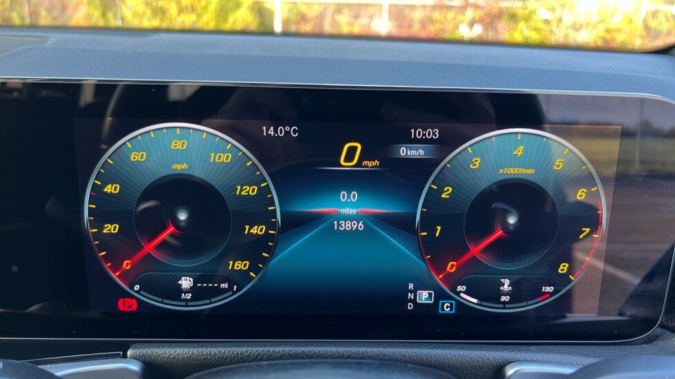 Used Mercedes-Benz GLB 2023 for sale - 77054233: Photo 16