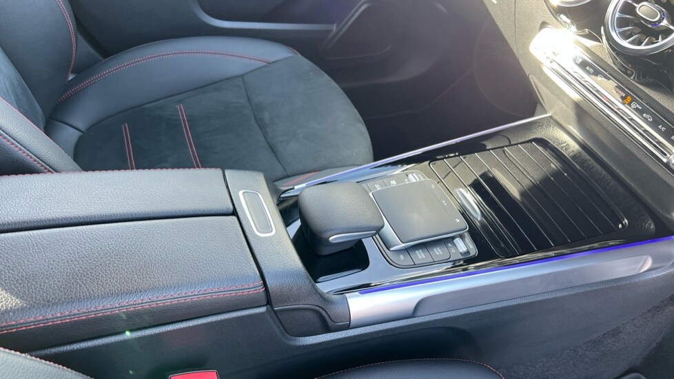 Used Mercedes-Benz GLB 2023 for sale - 77054233: Photo 34