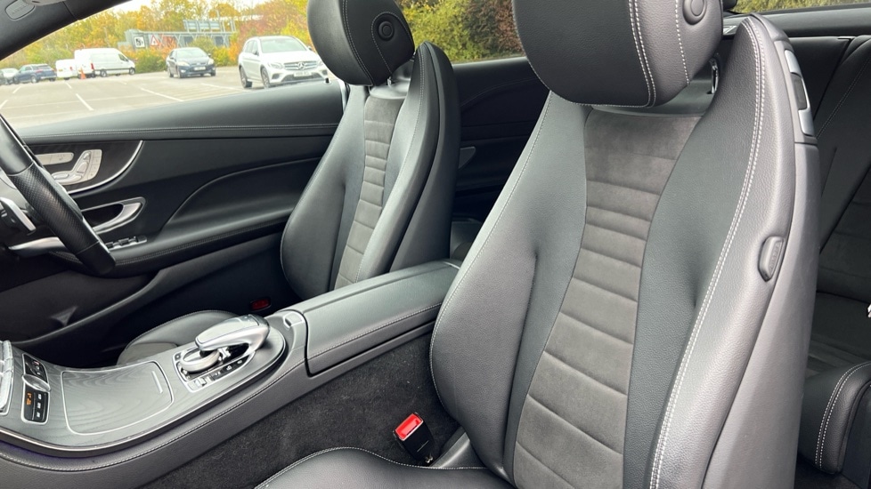 Used Mercedes-Benz E Class 2020 for sale - 76494019: Photo 14