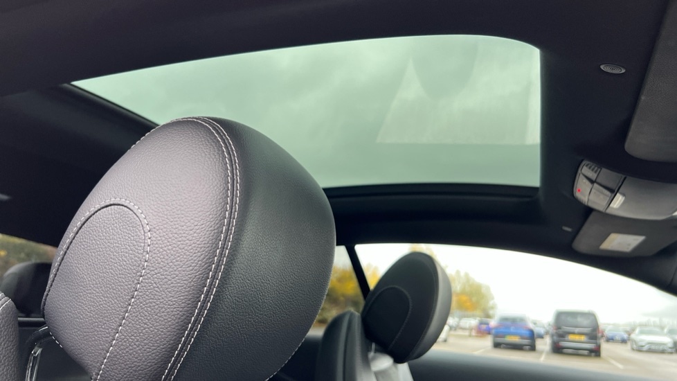 Used Mercedes-Benz E Class 2020 for sale - 76494019: Photo 38