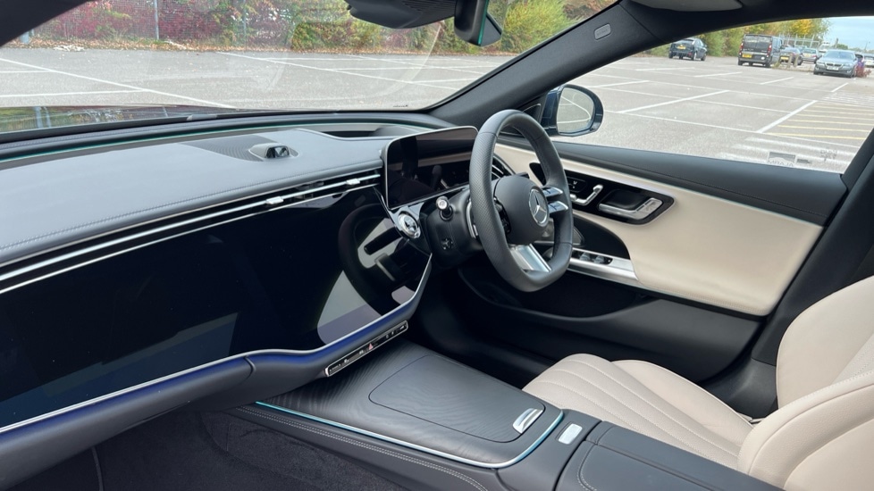 Used Mercedes-Benz E Class 2024 for sale - 77042947: Photo 11