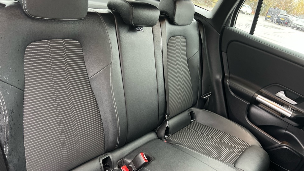 Used Mercedes-Benz GLA 2021 for sale - 76556943: Photo 15