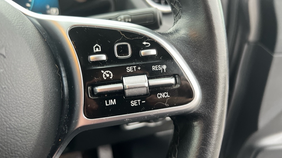 Used Mercedes-Benz GLA 2021 for sale - 76556943: Photo 29