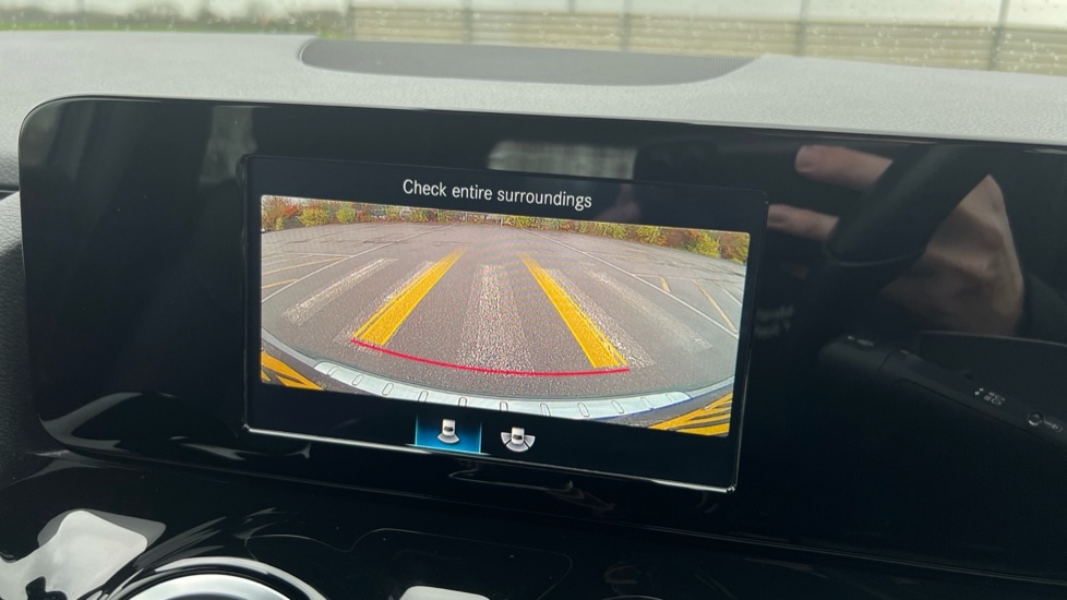 Used Mercedes-Benz GLA 2021 for sale - 76556943: Photo 40