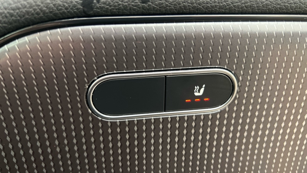 Used Mercedes-Benz GLA 2021 for sale - 76556943: Photo 46