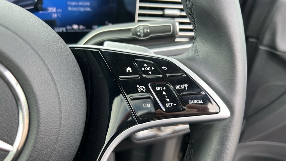 Used Mercedes-Benz GLE 2024 for sale - 76870331: Photo 29