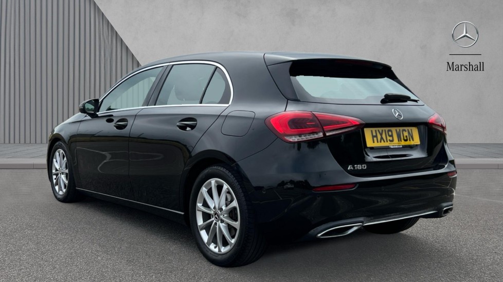 Used Mercedes-Benz A-Class 2019 for sale - 76154625: Photo 2