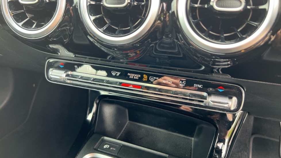 Used Mercedes-Benz A-Class 2019 for sale - 76154625: Photo 42
