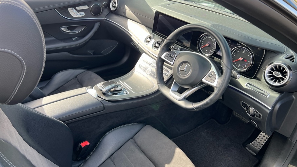 Used Mercedes-Benz E Class 2018 for sale - 76870704: Photo 3