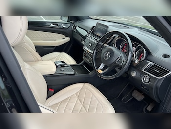 Used Mercedes-Benz GLS 2019 for sale - 76872630: Photo