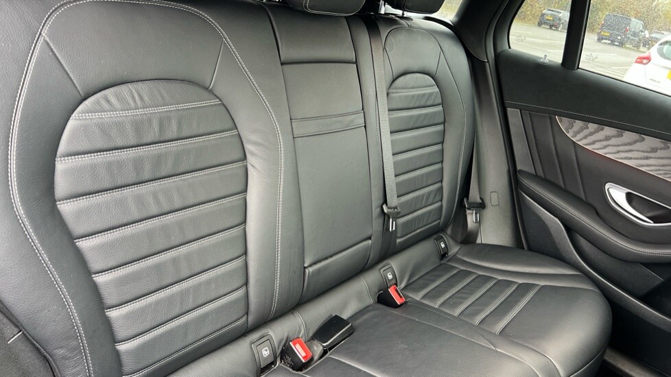 Used Mercedes-Benz EQC 2022 for sale - 76856385: Photo 15