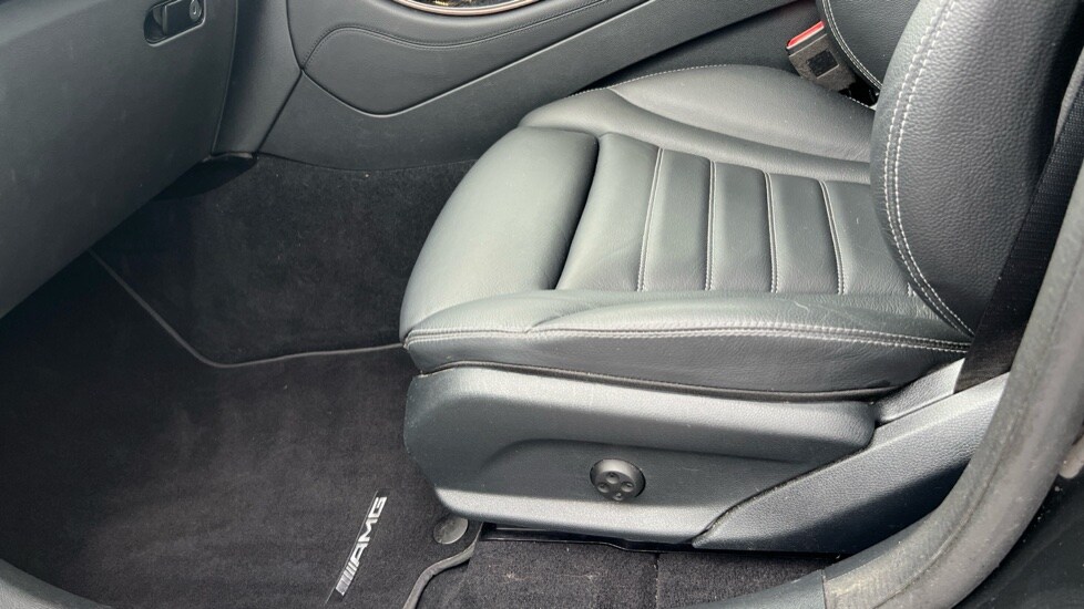 Used Mercedes-Benz EQC 2022 for sale - 76856385: Photo 39