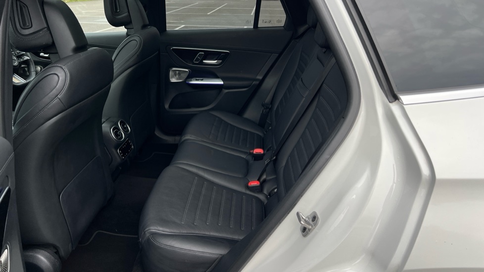 Used Mercedes-Benz GLC 2024 for sale - 76873369: Photo 24