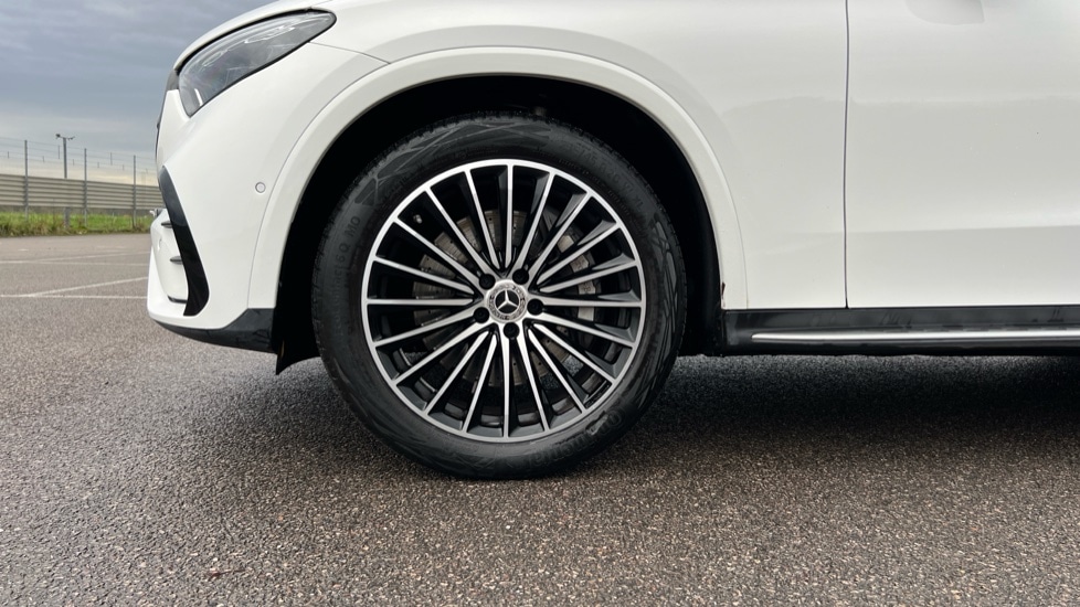 Used Mercedes-Benz GLC 2024 for sale - 76873369: Photo 25