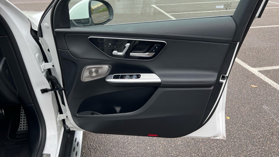 Used Mercedes-Benz GLC 2024 for sale - 76873369: Photo 37