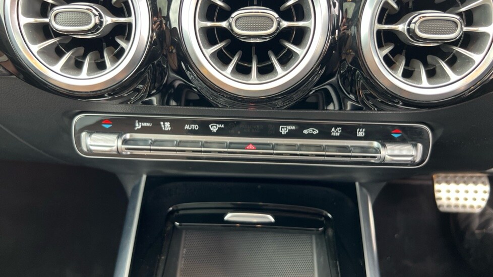 Used Mercedes-Benz GLA 2021 for sale - 76869792: Photo 42