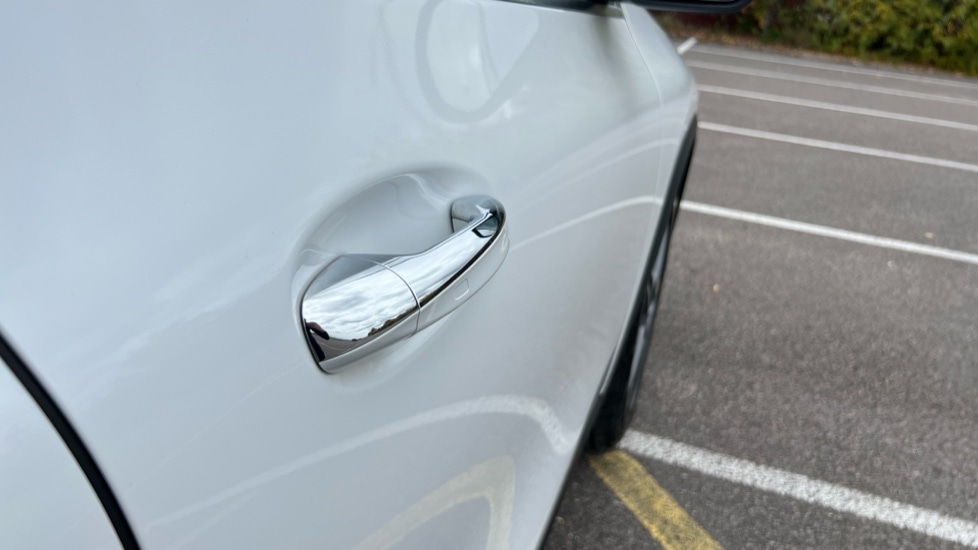 Used Mercedes-Benz GLA 2021 for sale - 76869792: Photo 46