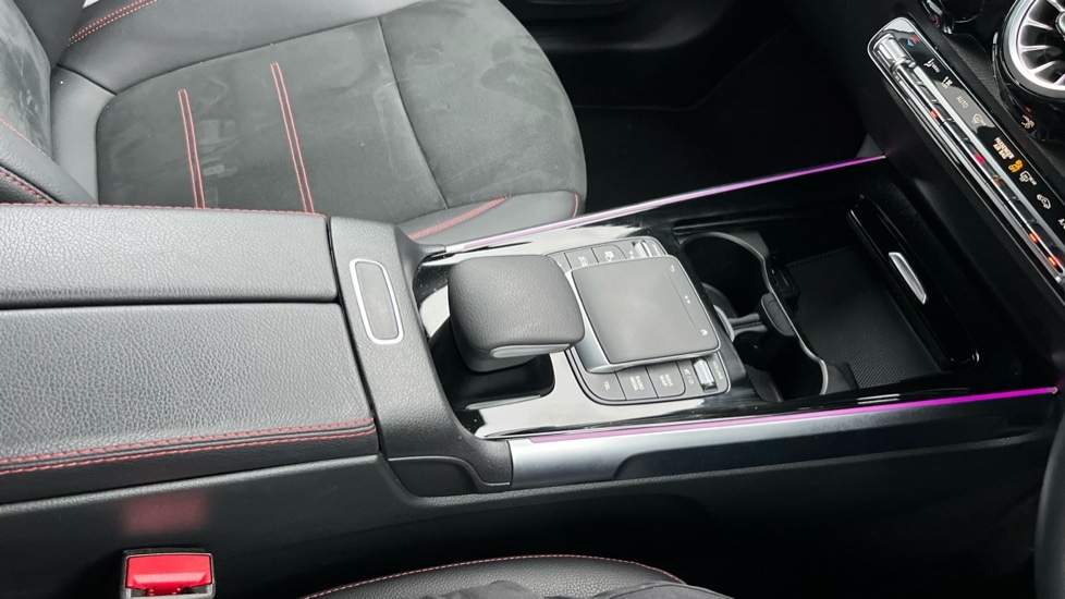 Used Mercedes-Benz GLB 2023 for sale - 76870603: Photo 34