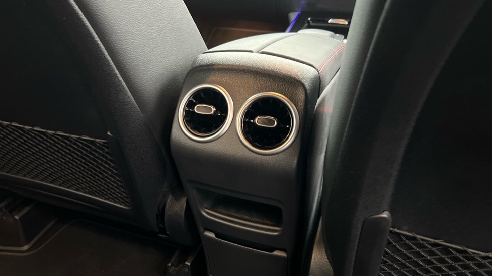 Used Mercedes-Benz GLB 2023 for sale - 76870603: Photo 36