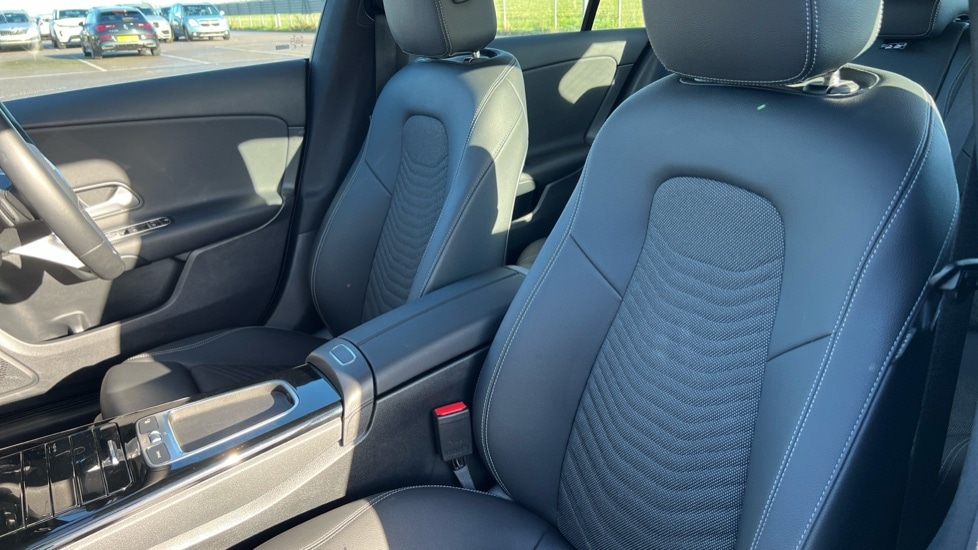 Used Mercedes-Benz CLA 2024 for sale - 76873288: Photo 14