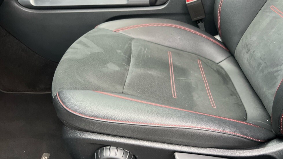 Used Mercedes-Benz GLB 2023 for sale - 77019866: Photo 38