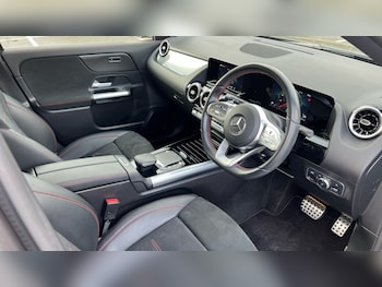 Used Mercedes-Benz GLA 2021 for sale - 76420470: Photo