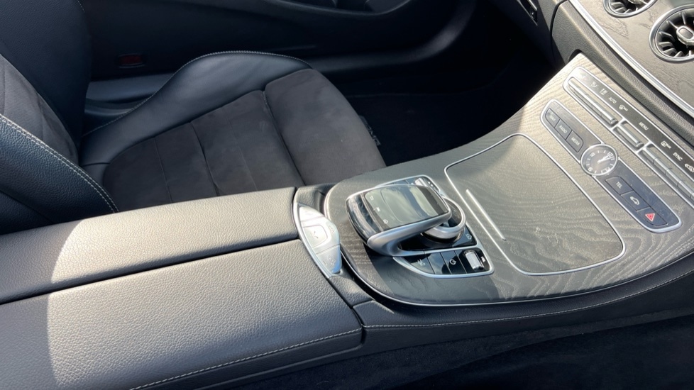 Used Mercedes-Benz E Class 2018 for sale - 76780244: Photo 34