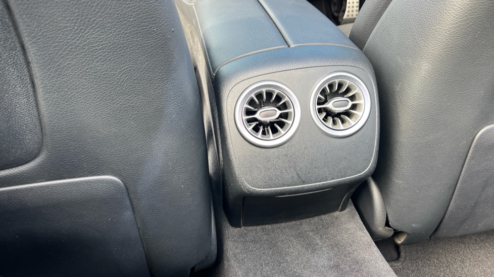 Used Mercedes-Benz E Class 2018 for sale - 76780244: Photo 36