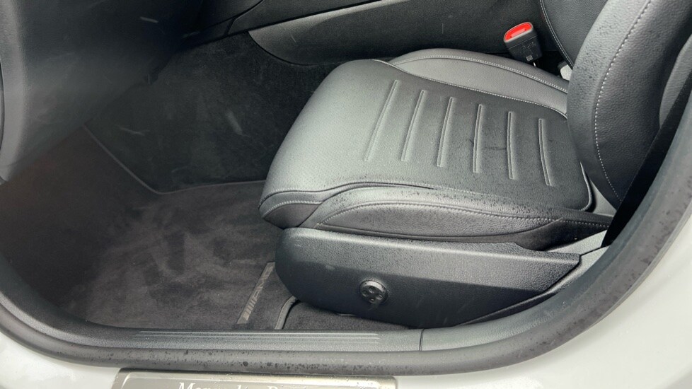 Used Mercedes-Benz C Class 2024 for sale - 76869638: Photo 39