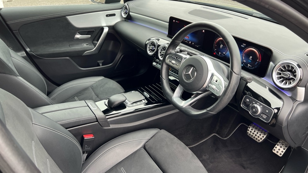 Used Mercedes-Benz A-Class 2021 for sale - 75943247: Photo 3