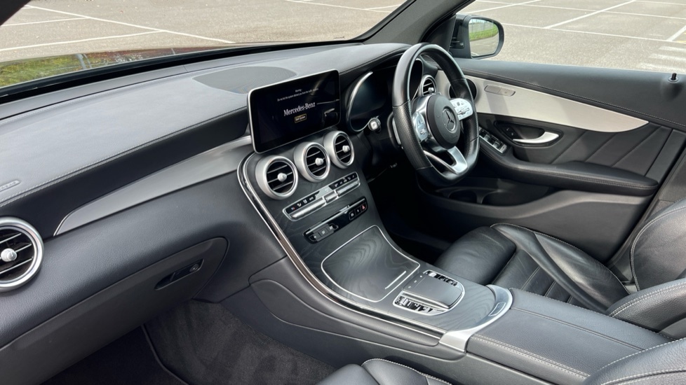 Used Mercedes-Benz GLC 2022 for sale - 76428234: Photo 11