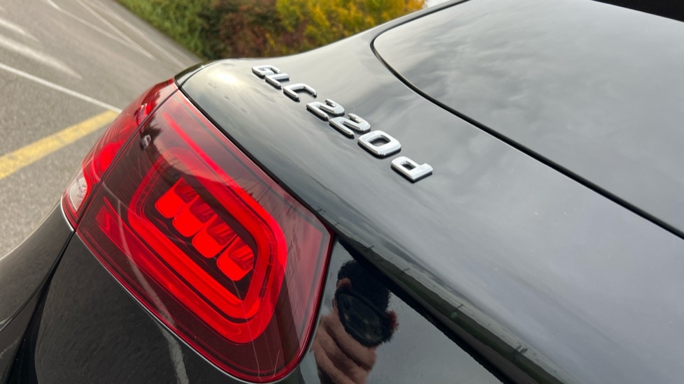 Used Mercedes-Benz GLC 2022 for sale - 76428234: Photo 21