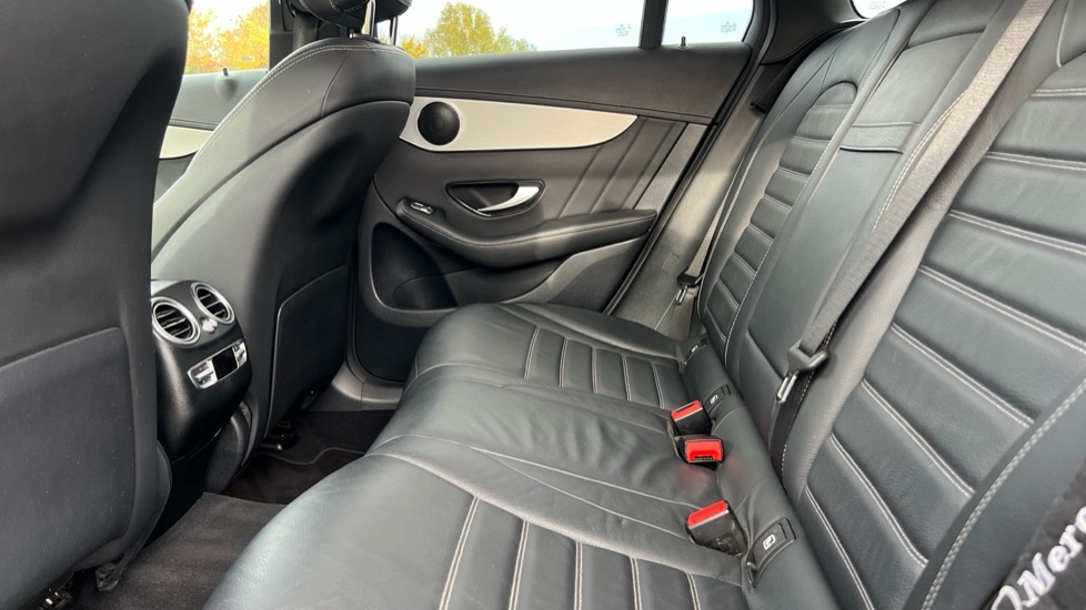 Used Mercedes-Benz GLC 2022 for sale - 76428234: Photo 24