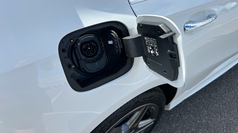 Used Mercedes-Benz A-Class 2024 for sale - 76868933: Photo 28