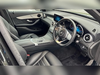 Used Mercedes-Benz GLC 2022 for sale - 76434684: Photo