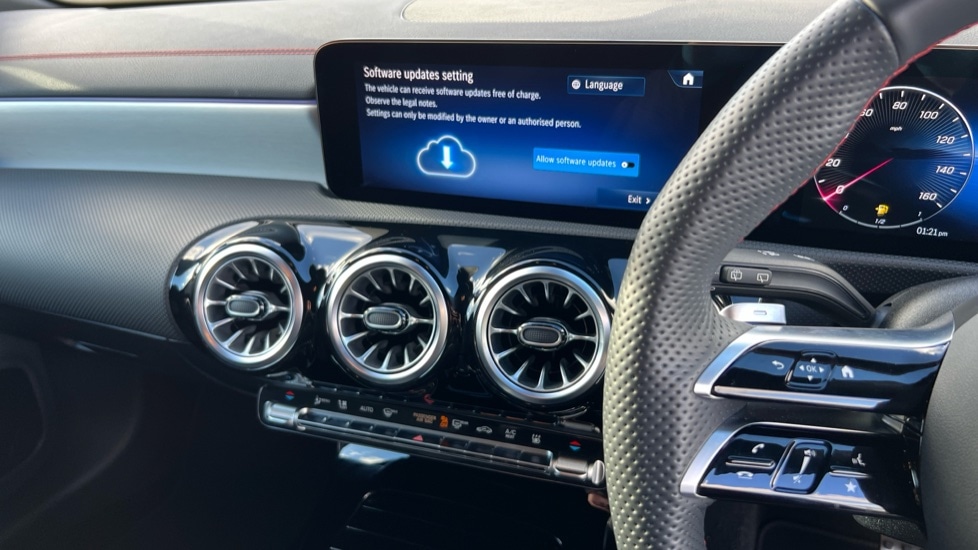 Used Mercedes-Benz CLA 2024 for sale - 76872983: Photo 13