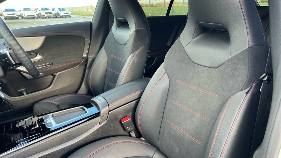 Used Mercedes-Benz CLA 2024 for sale - 76872983: Photo 14