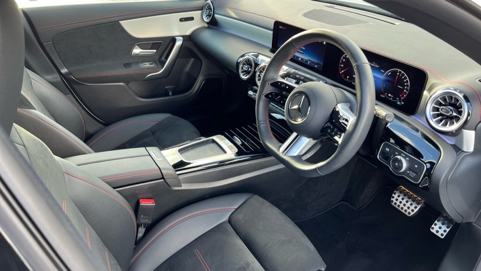 Used Mercedes-Benz CLA 2024 for sale - 76872983: Photo 3