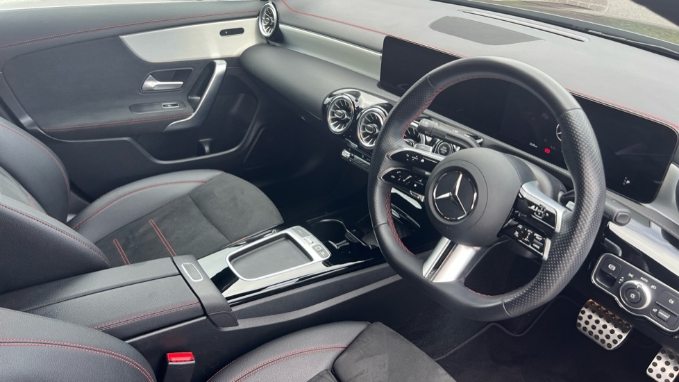 Used Mercedes-Benz CLA 2025 for sale - 76869485: Photo 3