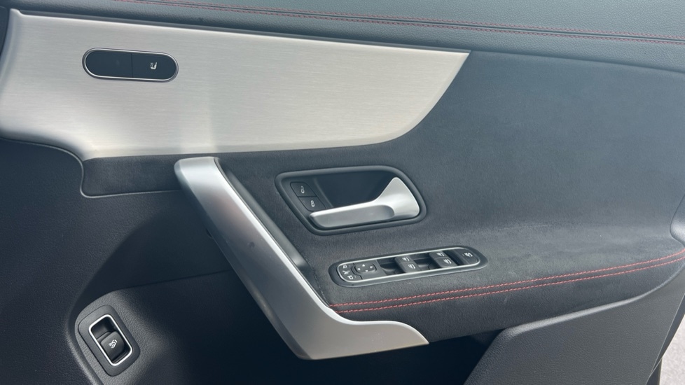 Used Mercedes-Benz CLA 2025 for sale - 76869485: Photo 37