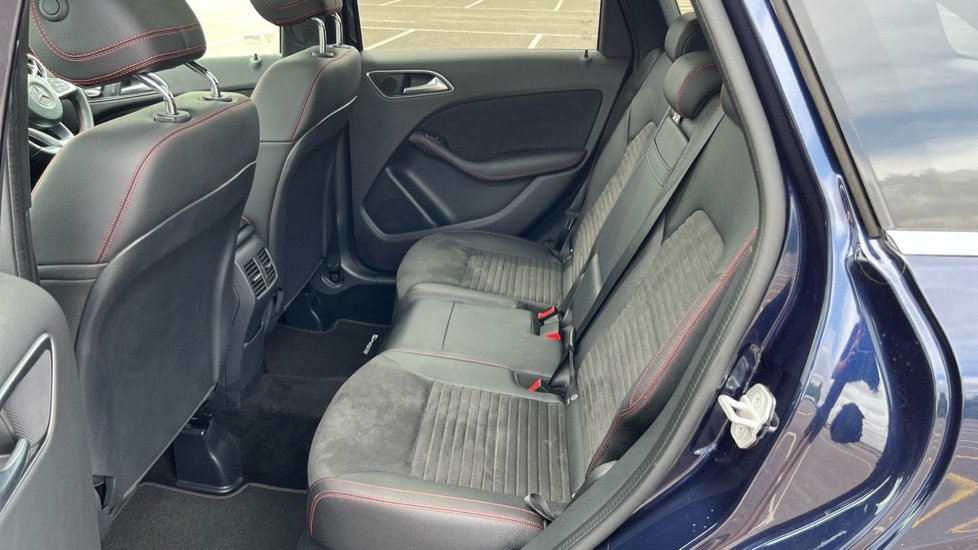 Used Mercedes-Benz B Class 2018 for sale - 76915060: Photo 24