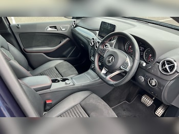 Used Mercedes-Benz B Class 2018 for sale - 76915060: Photo