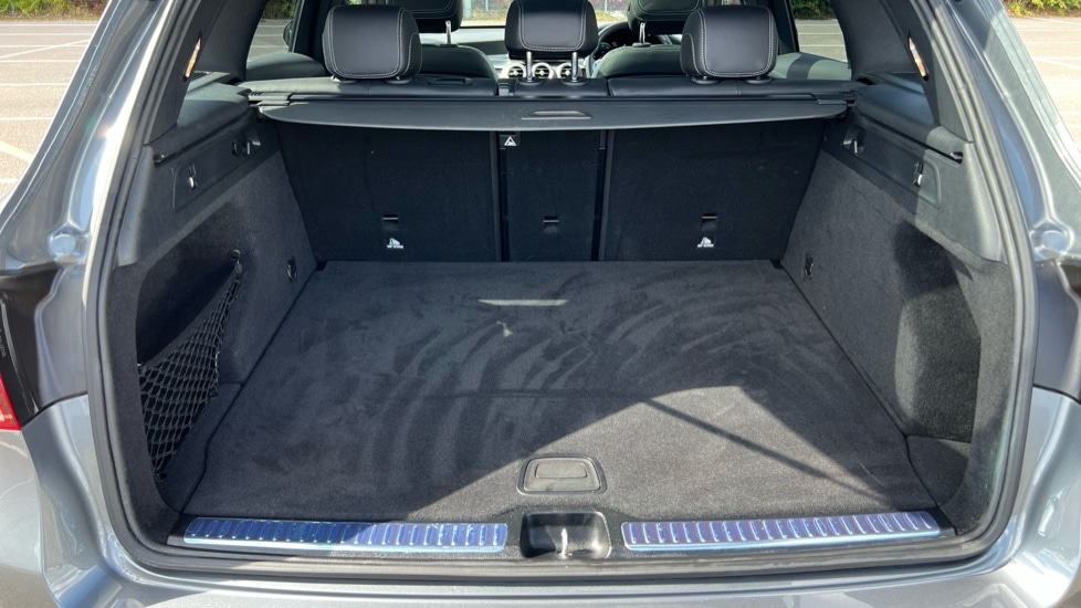 Used Mercedes-Benz GLC 2022 for sale - 76130603: Photo 17