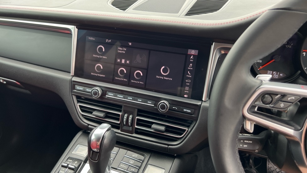 Used Porsche Macan 2020 for sale - 75967203: Photo 12