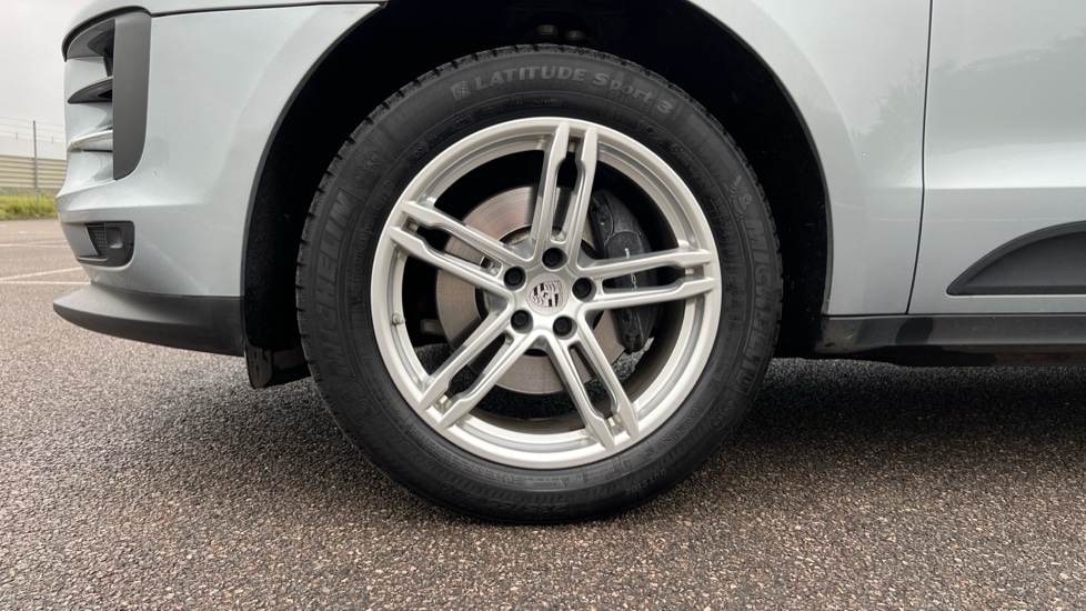 Used Porsche Macan 2020 for sale - 75967203: Photo 17